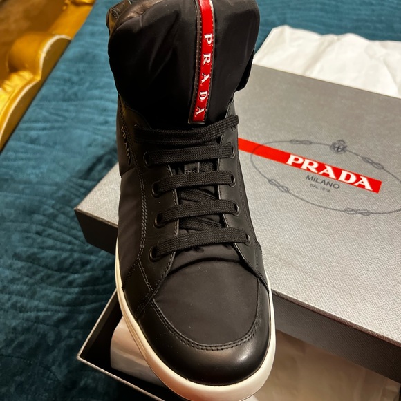 MENS PRADA SHOES - Picture 1 of 2